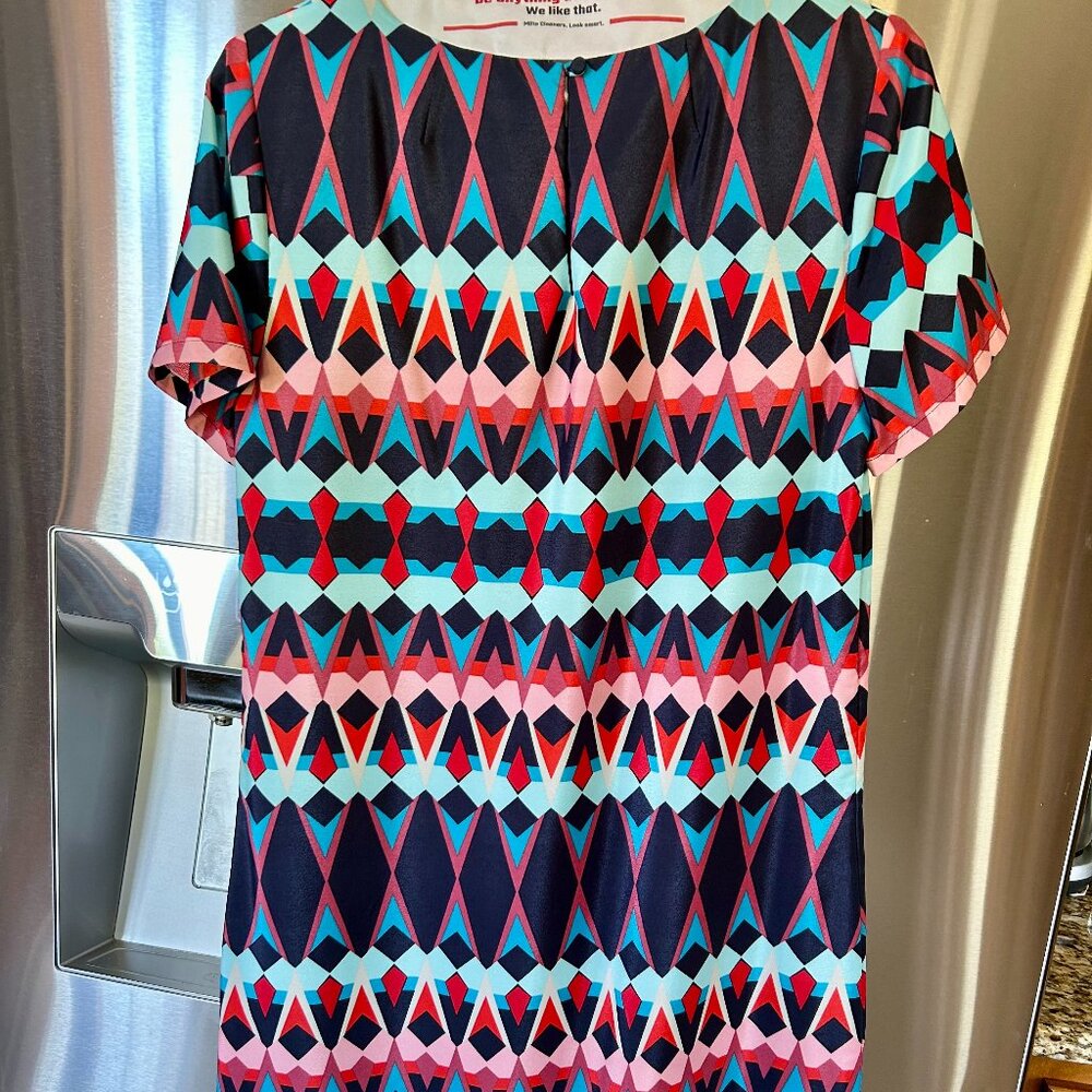 Adorable J. Crew geometric shift dress size 6